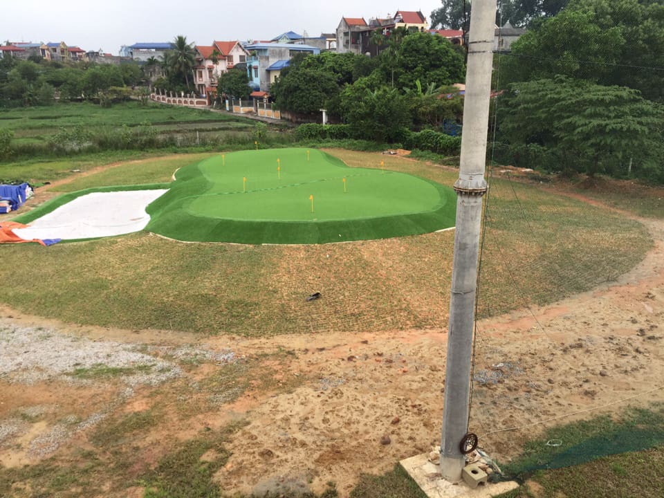 sân tập golf thái nguyên